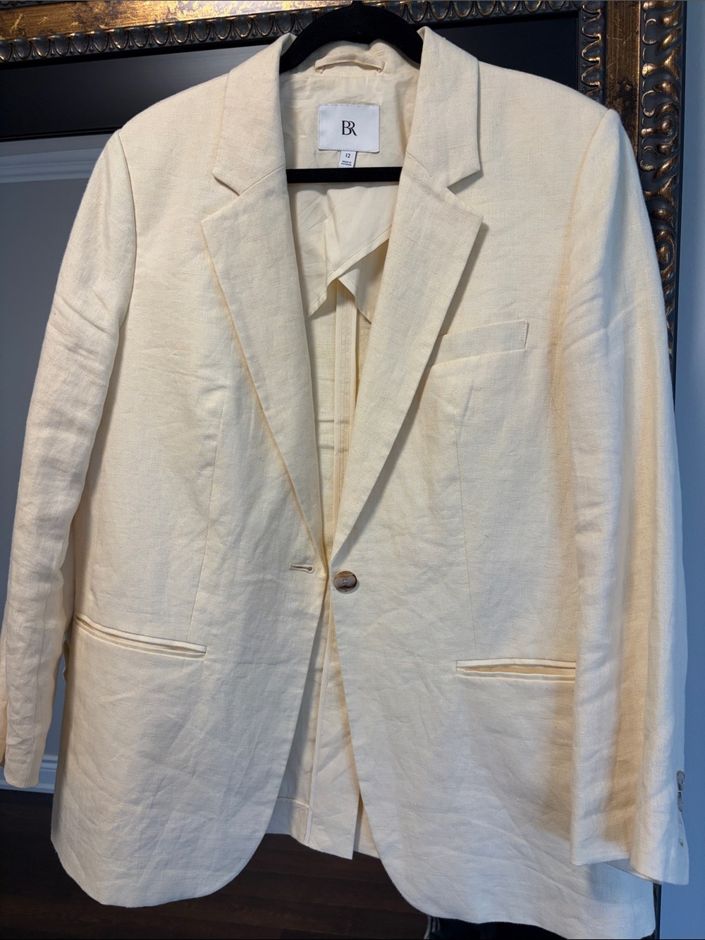 Banana Republic soft butter yellow Linen-Blend Single-Button Blazer
